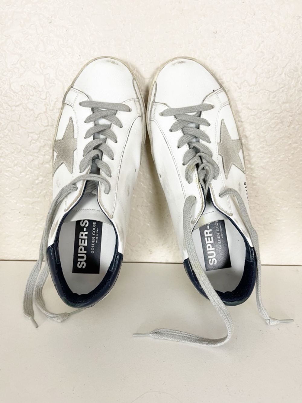 Golden Goose Superstar White Leather Sneaker with Grey Star - Picture 3 of 15